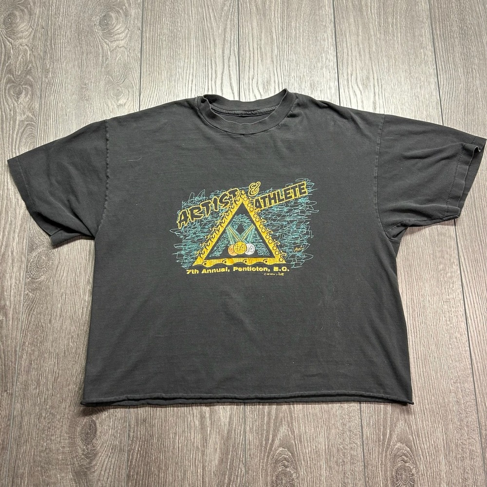 Vintage 1994 Artist & Athlete Penticton BC Graphic T-Shirt Cropped Black XL